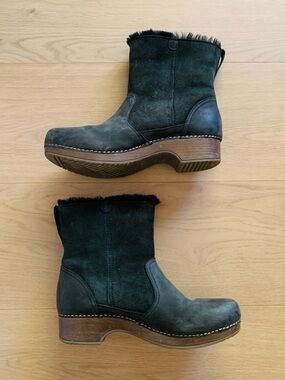 Dansko Shearling Lined Ankle Boots Womens 40 Black Leather Fur Clogs